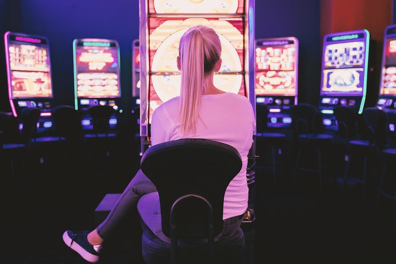 Filipino players enjoying online casino and sports games on 22jl platform